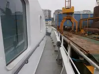 Containerskepp till salu