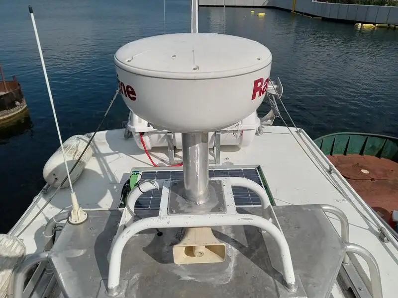 Besättningsbåt till salu
