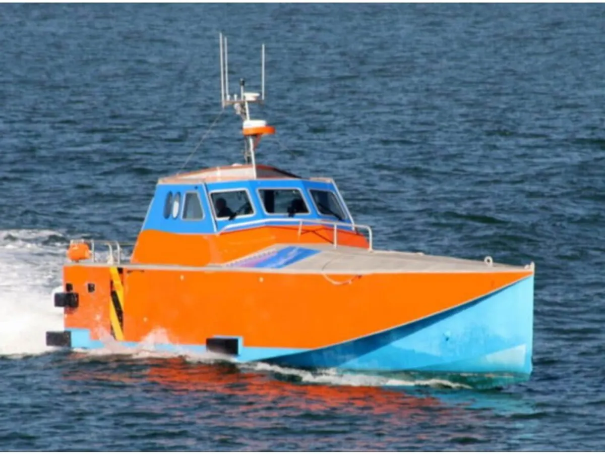 Besättningsbåt till salu