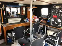 Räddningsbåt till salu