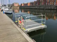Containerfartyg till salu