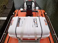 Containerskepp till salu