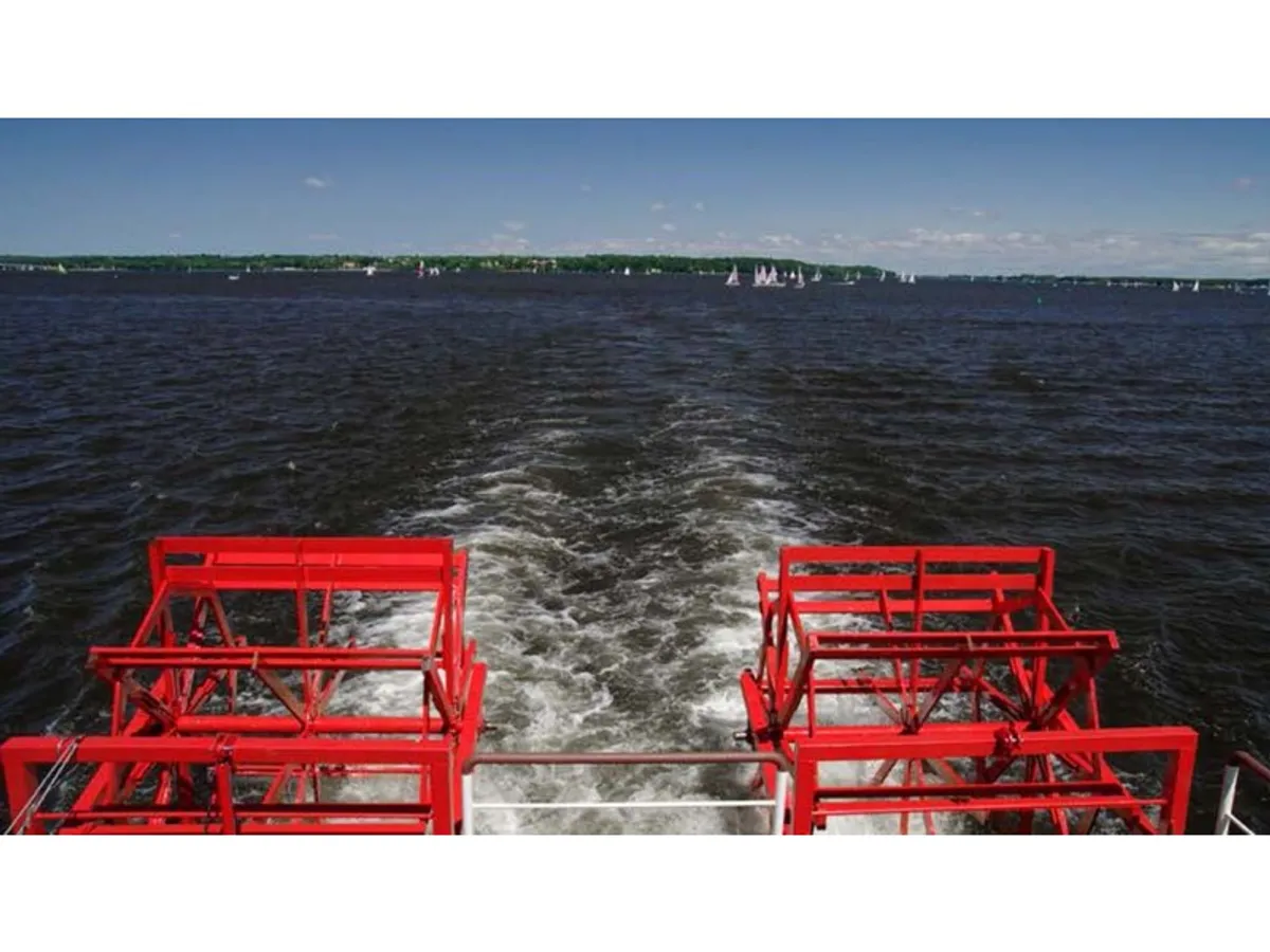 Containerskepp till salu