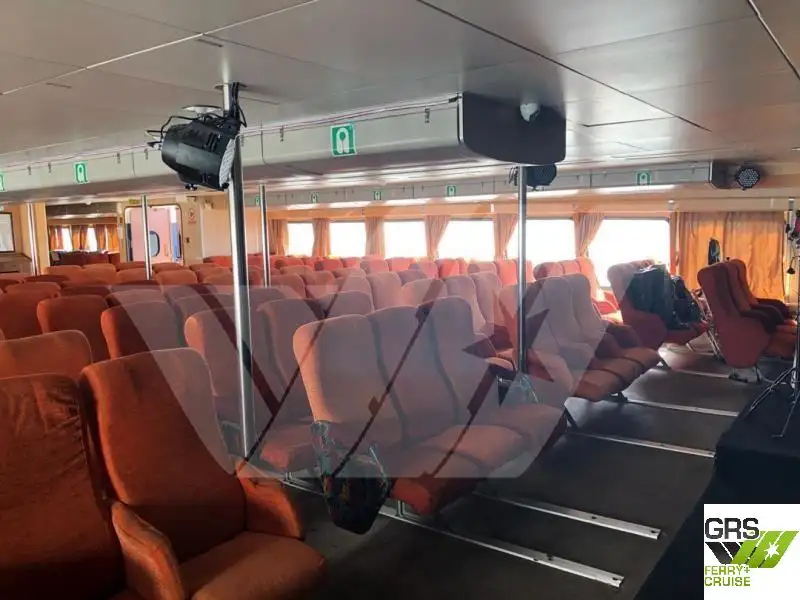 Passagerarfartyg till salu