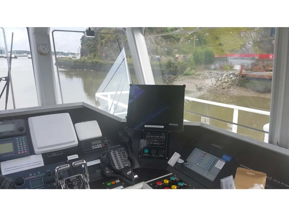Besättningsbåt till salu