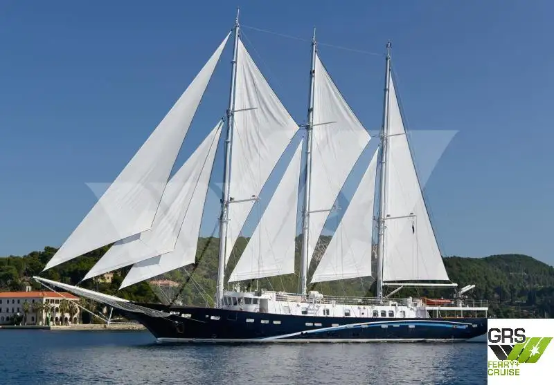 Kryssningsfartyg till salu