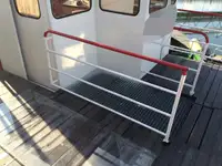Containerskepp till salu