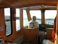Räddningsbåt till salu