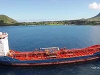 Olje-/kemikalietanker till salu