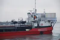 Pråm till salu