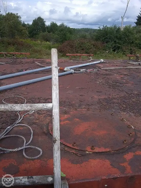 Pråm till salu