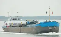 Pråm till salu