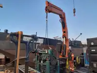 Containerskepp till salu