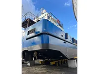 Containerskepp till salu