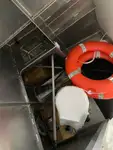 Räddningsfartyg till salu