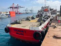 Containerskepp till salu