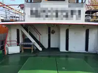 Containerskepp till salu