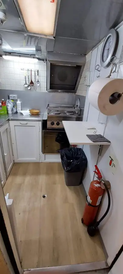Besättningsbåt till salu