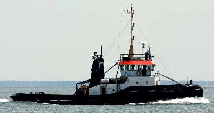 Bogserbåt till salu