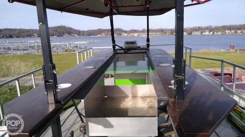Containerskepp till salu