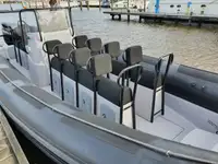 Containerskepp till salu