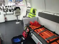 Räddningsfartyg till salu