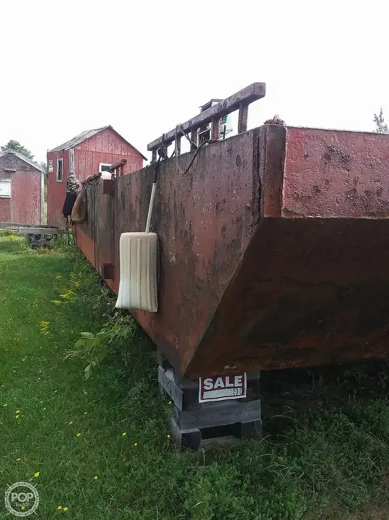 Pråm till salu