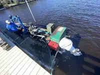 Pråm till salu