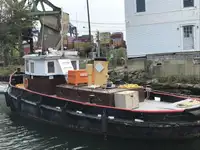 Bogserbåt till salu