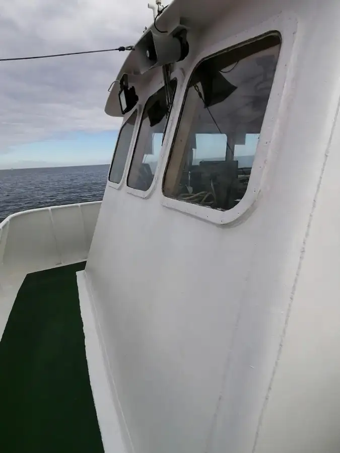 Besättningsbåt till salu
