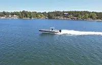 Styv uppblåsbar båt till salu