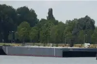 Pråm till salu
