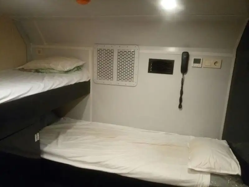 Besättningsbåt till salu