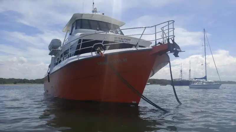 Besättningsbåt till salu