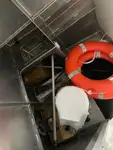 Räddningsfartyg till salu