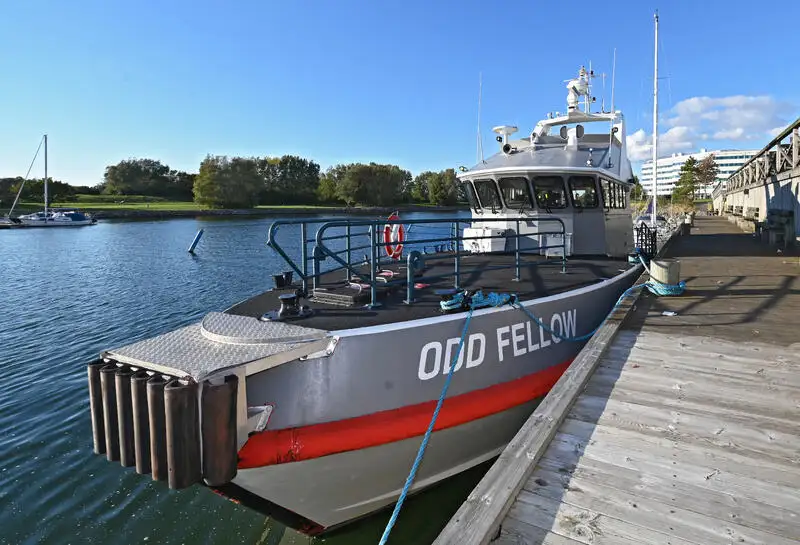 Besättningsbåt till salu