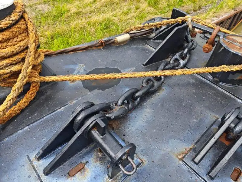 Pråm till salu