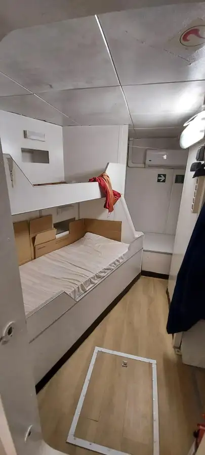 Besättningsbåt till salu