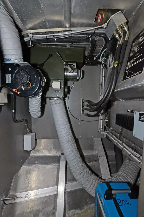 Militära fartyg till salu