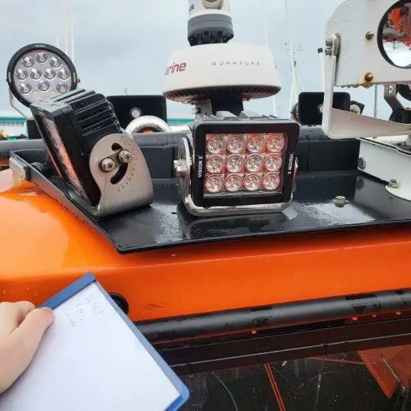 Patrullbåt till salu