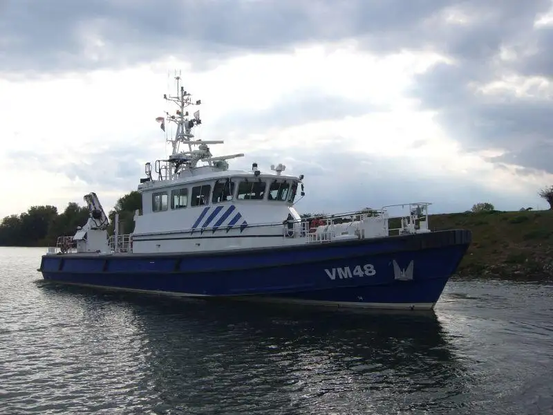 Patrullbåt till salu