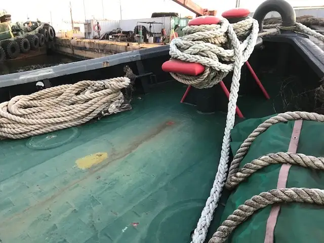 Bogserbåt till salu