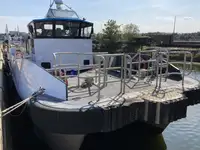 Containerskepp till salu