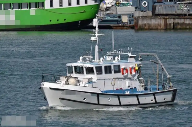 Containerskepp till salu