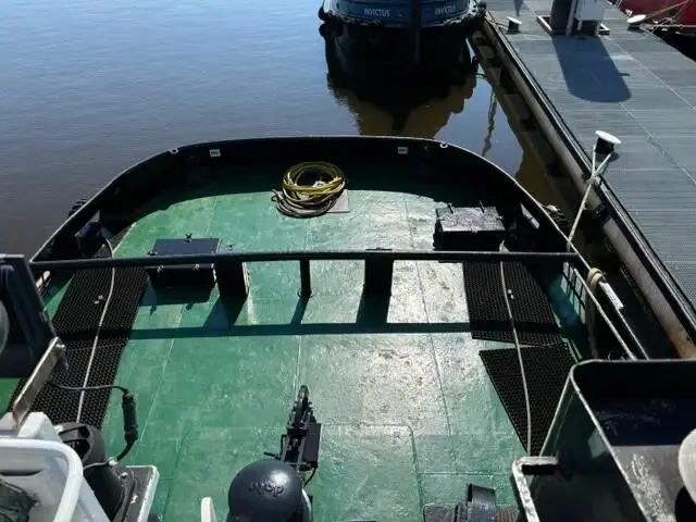 Bogserbåt till salu