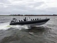 Containerskepp till salu