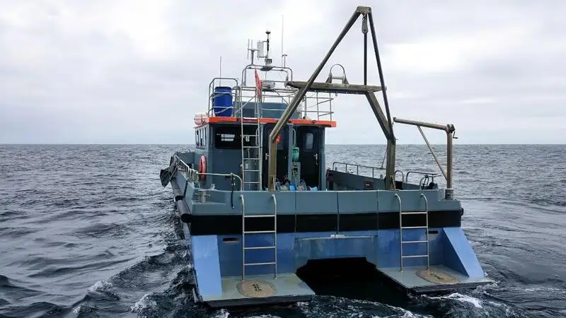 Containerskepp till salu