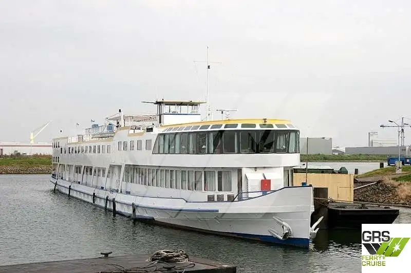 Kryssningsfartyg till salu