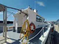 Besättningsbåt till salu