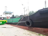 Oil/Chemical tanker till salu